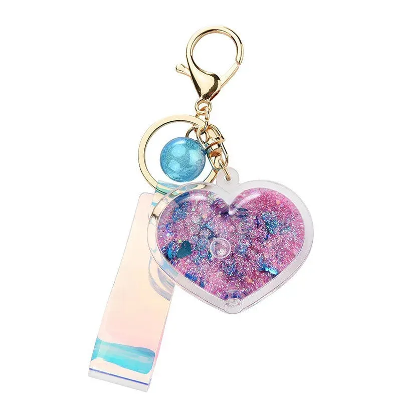 ✨ Adorable Quicksand Heart Keychain 💖 Trendy Mini Bag Charm for Couples 🌈