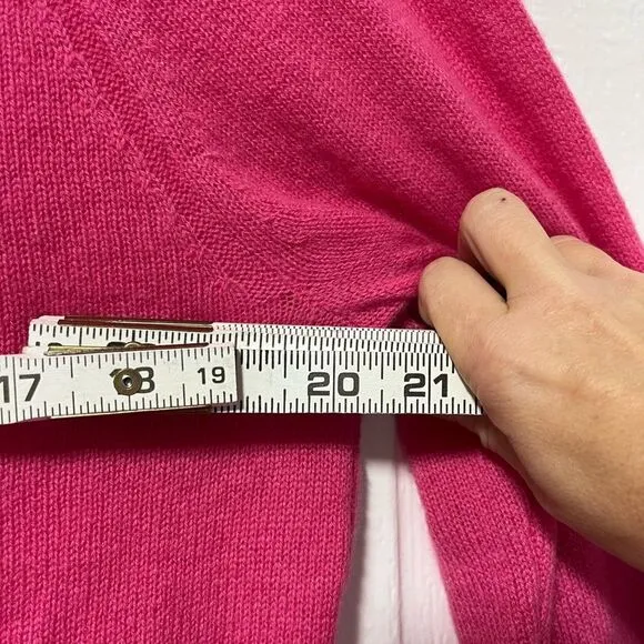 360 Cashmere V Neck long sleeve lightweight pink sweater size small