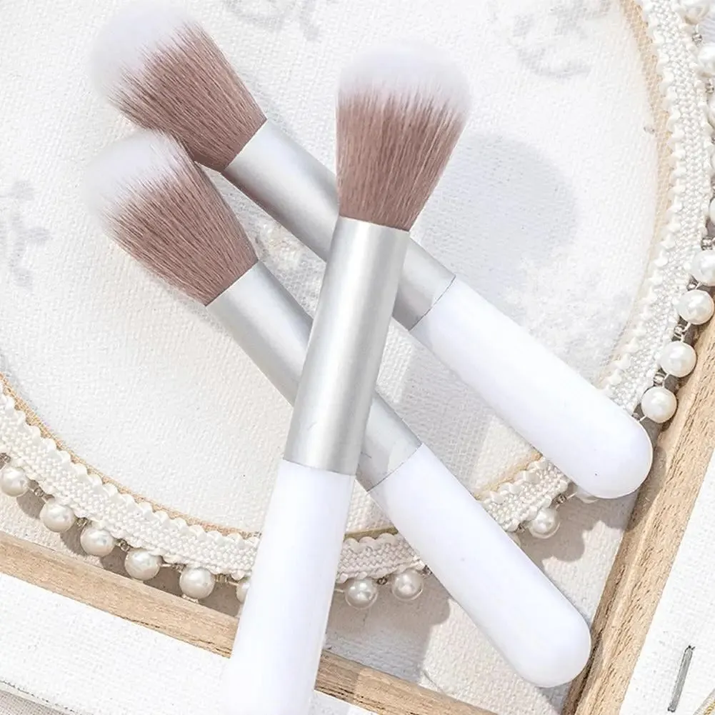 Blush Makeup Brush