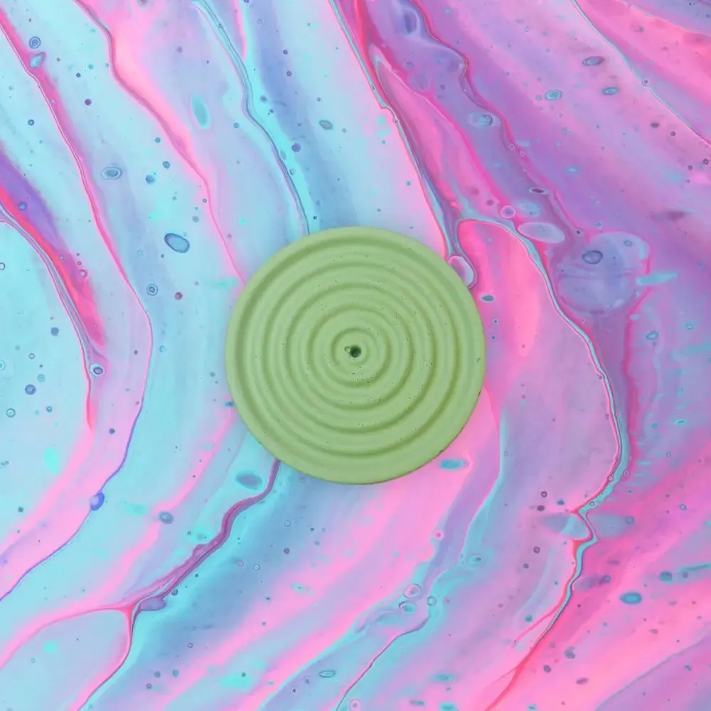 Colorful Concrete Round Mini Incense Holders: Off White / Matte