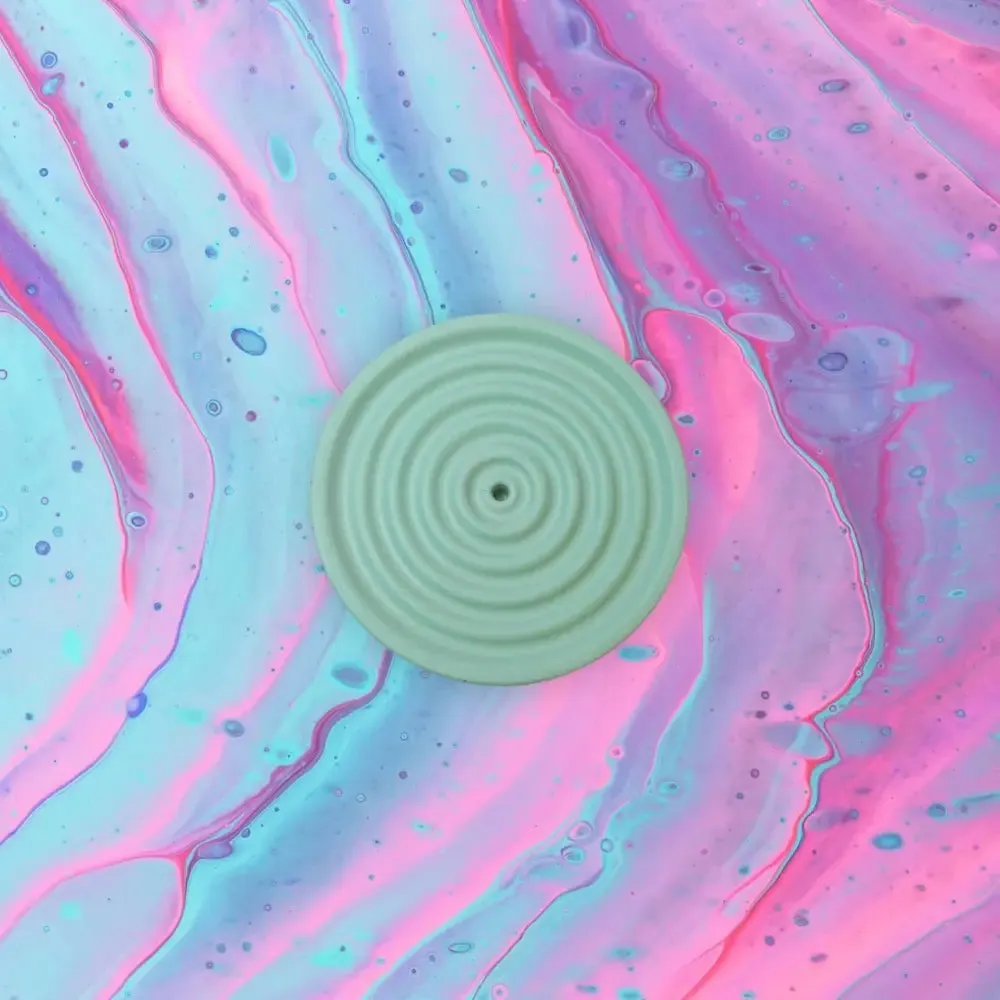 Colorful Concrete Round Mini Incense Holders: Off White / Matte