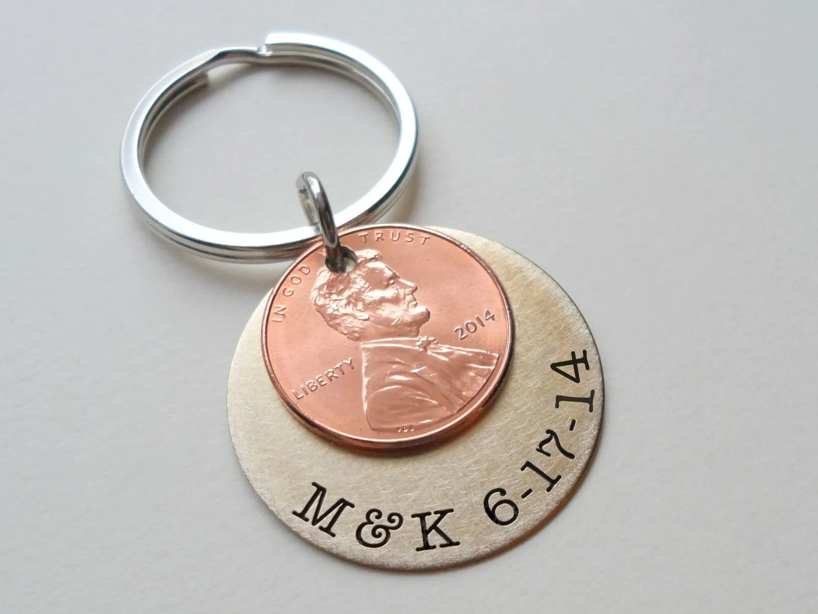 Custom Copper 2015 Penny Keychain With Engraved Brass Disc, 7 Year Anniversary Gift, Husband Wife Key Chain, Boyfriend Girlfriend Gift, Couples Keychain