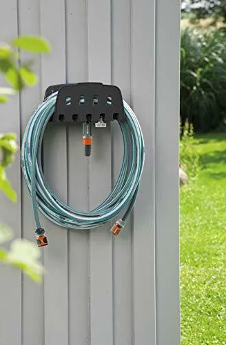 Gardena Deluxe Wall Hose Bracket - 9"