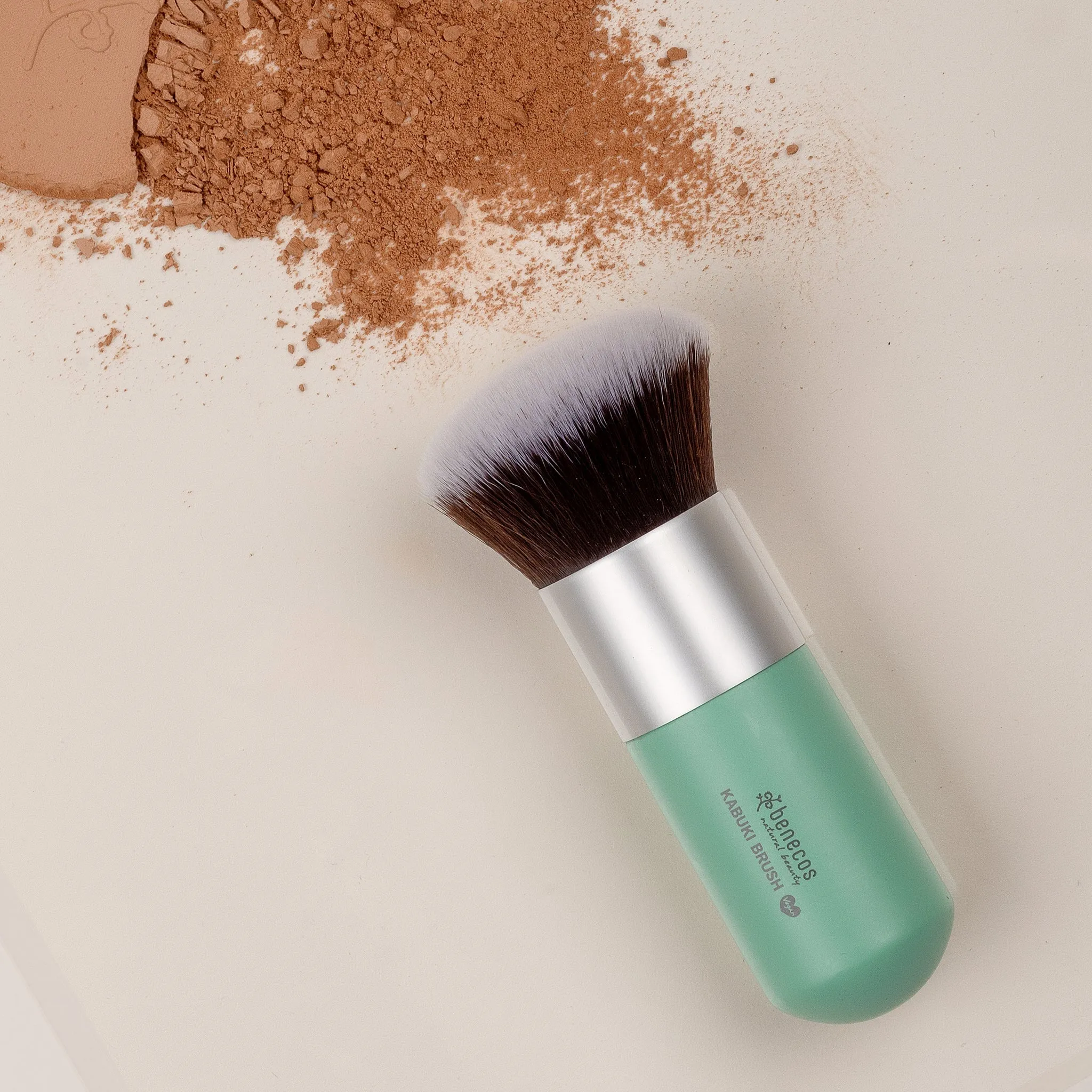 Kabuki Brush
