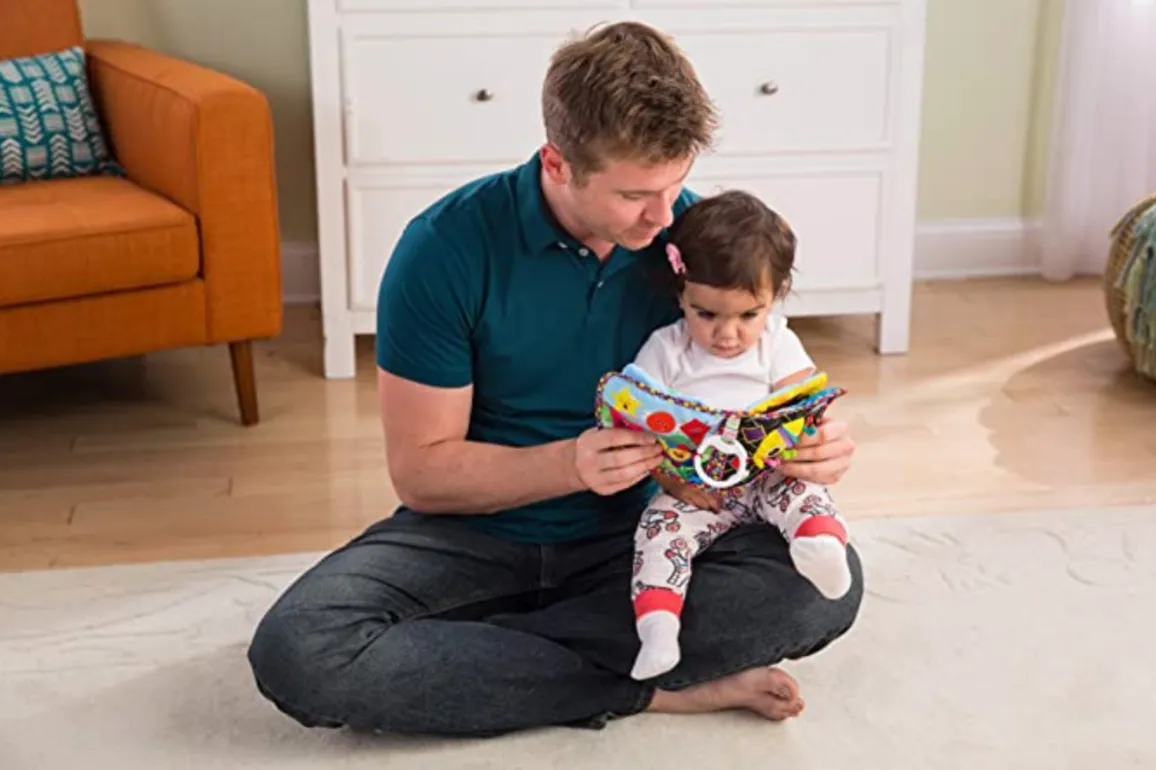 Lamaze Fun with Shapes Soft Book