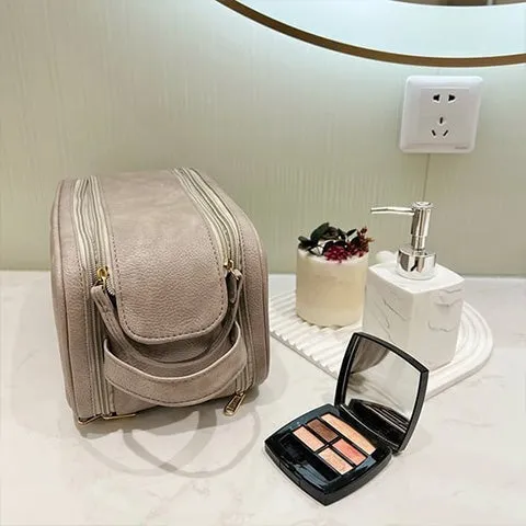 Large-capacity Travel Cosmetic Bag - LAST DAY 60% OFF