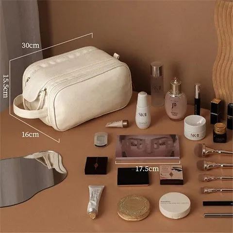 Large-capacity Travel Cosmetic Bag - LAST DAY 60% OFF