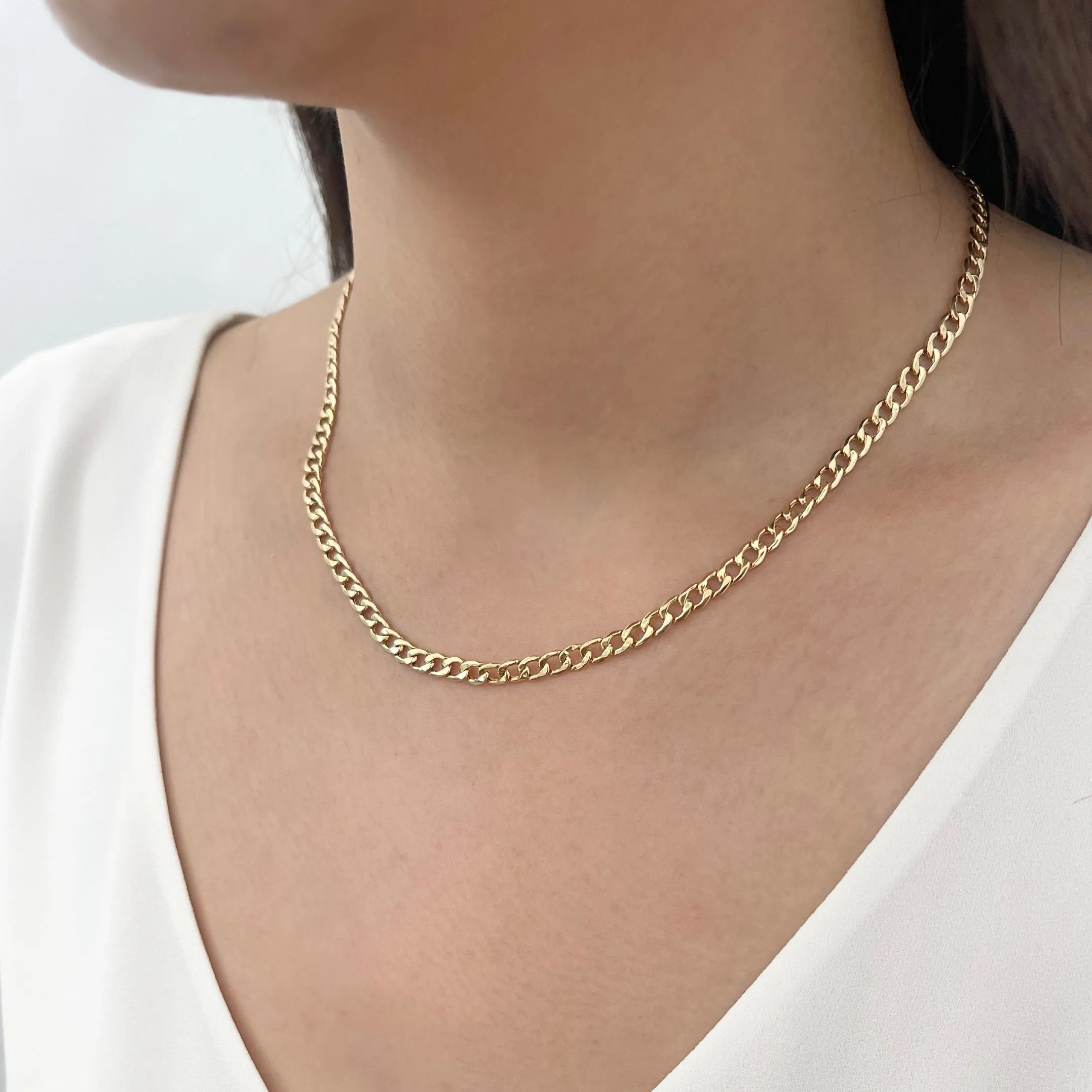 Lightweight Curb Chain Necklace
