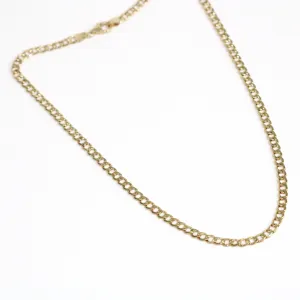 Lightweight Curb Chain Necklace
