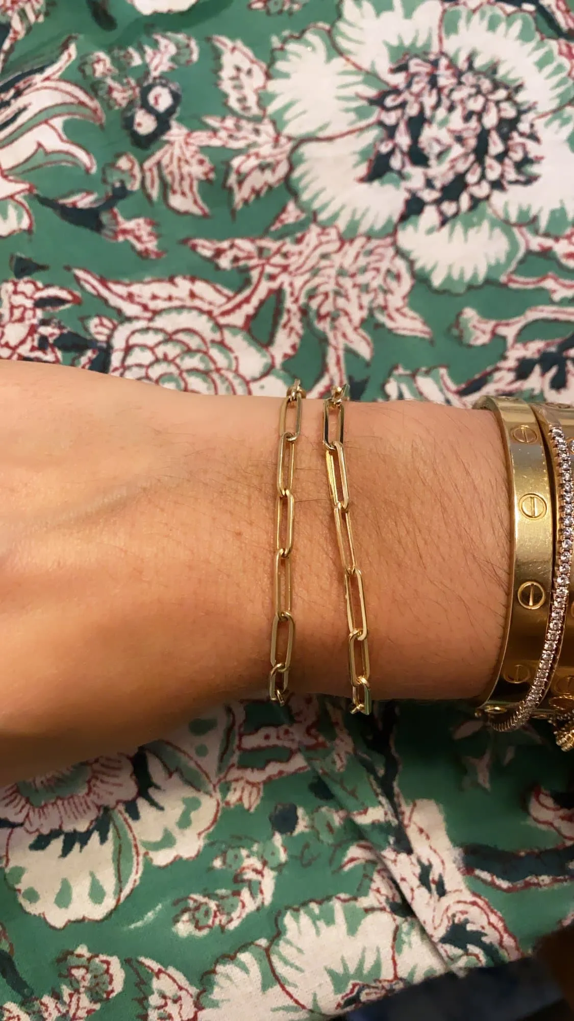 LIGHTWEIGHT PAPERCLIP BRACELET