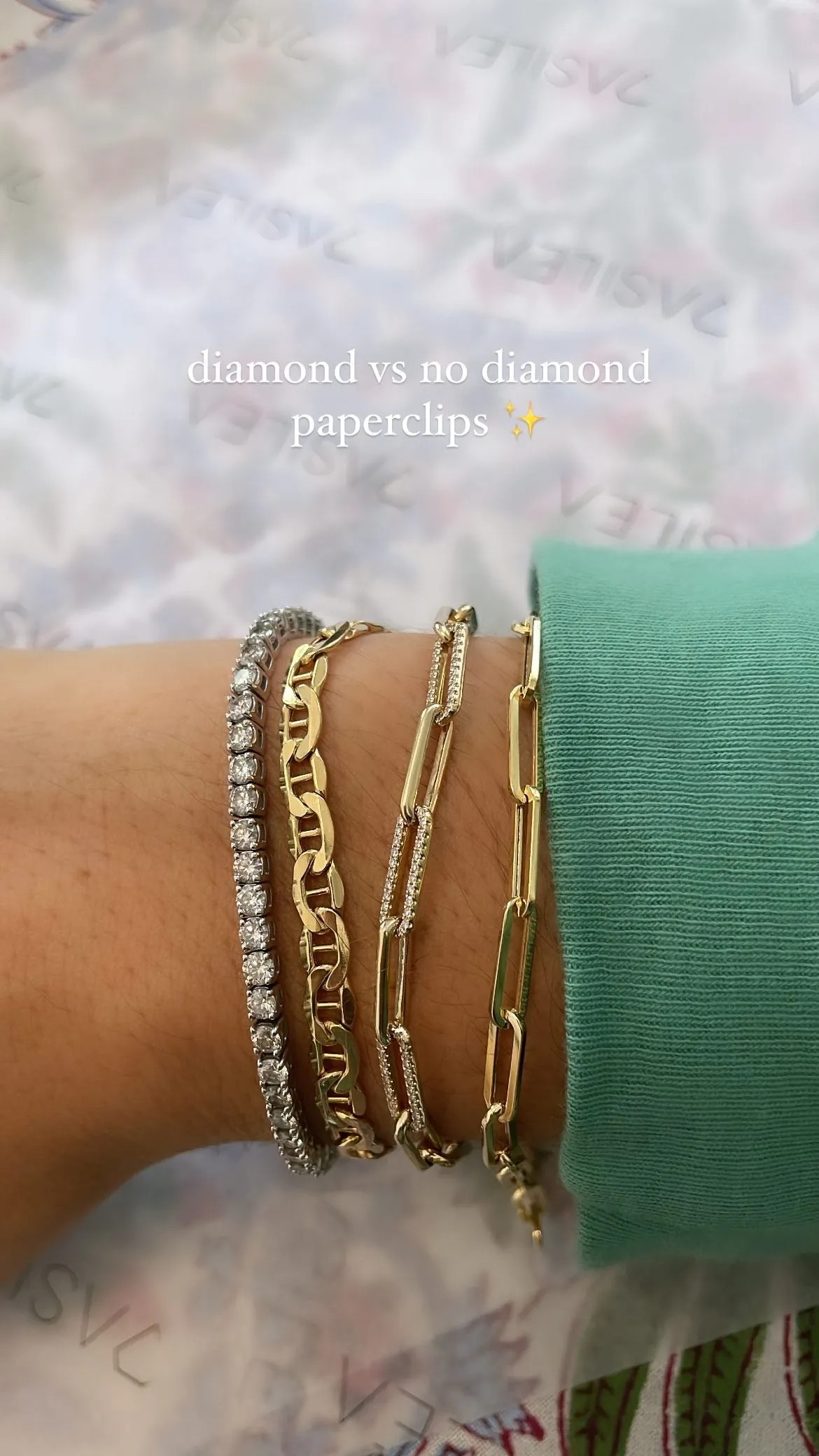LIGHTWEIGHT PAPERCLIP BRACELET