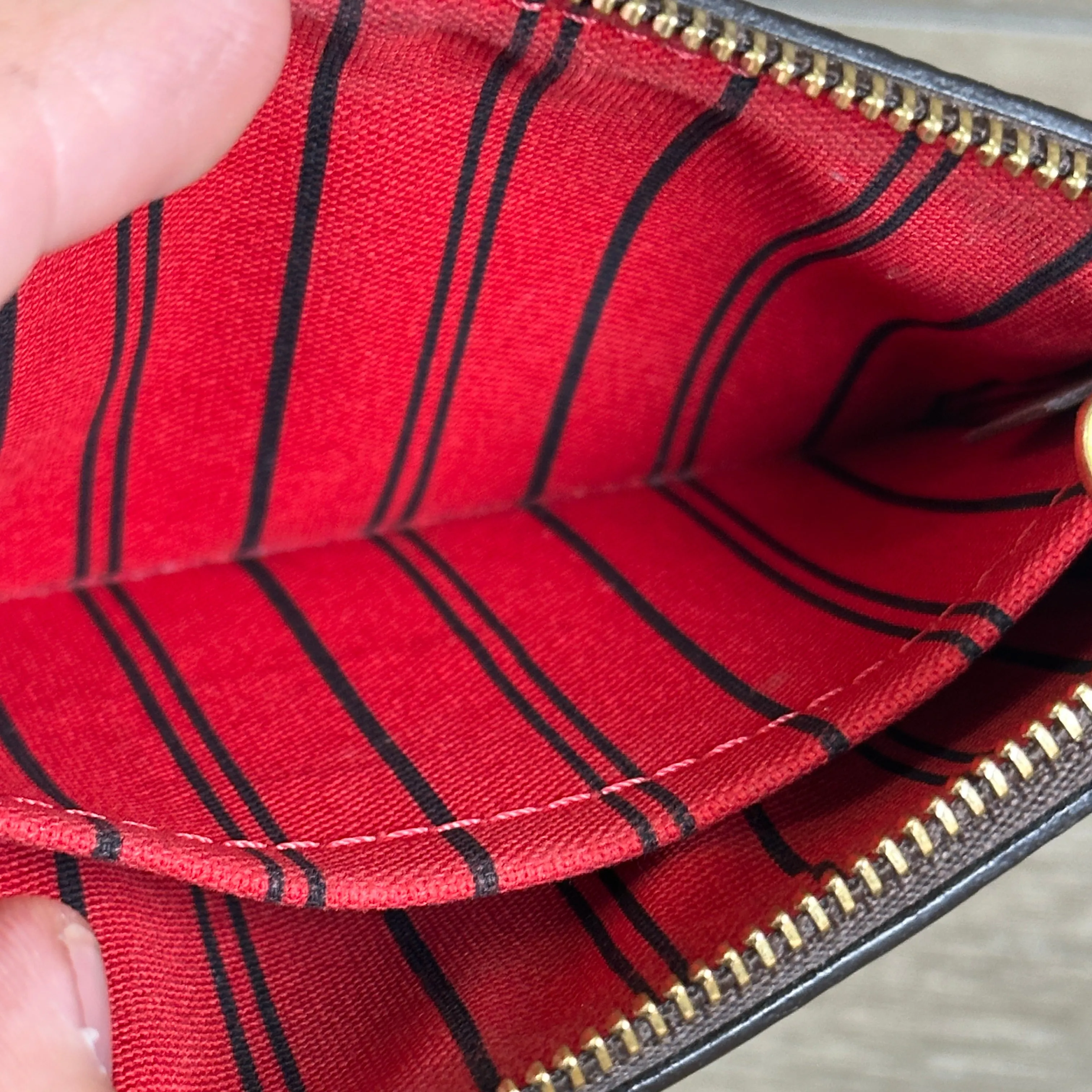 Louis Vuitton Neverfull Pochette - Damier Ebene