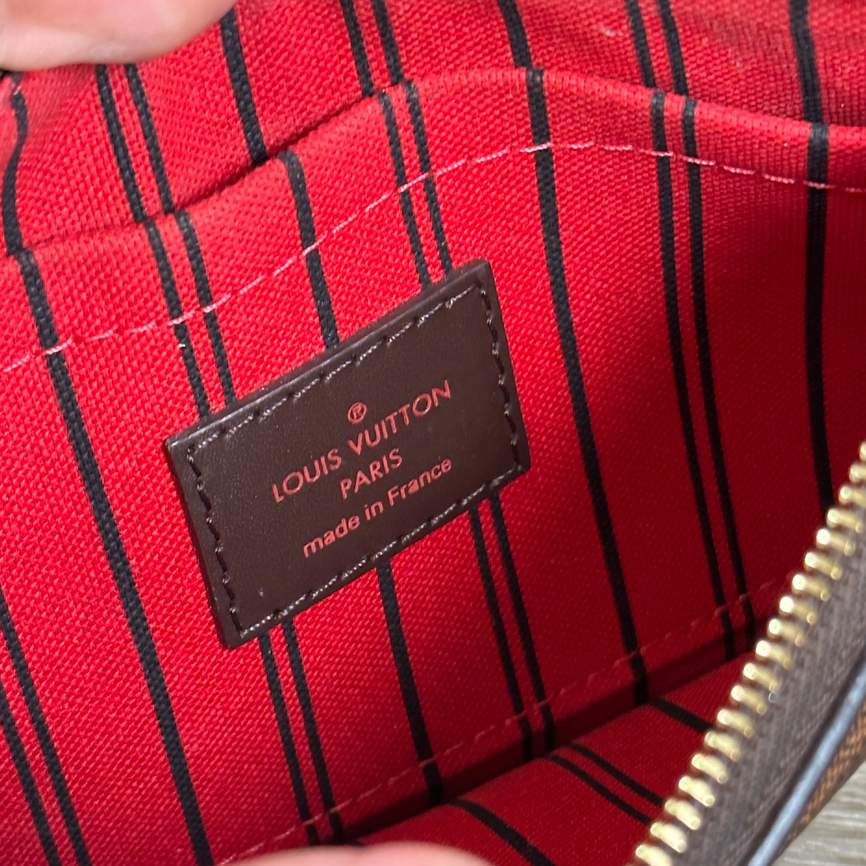 Louis Vuitton Neverfull Pochette - Damier Ebene
