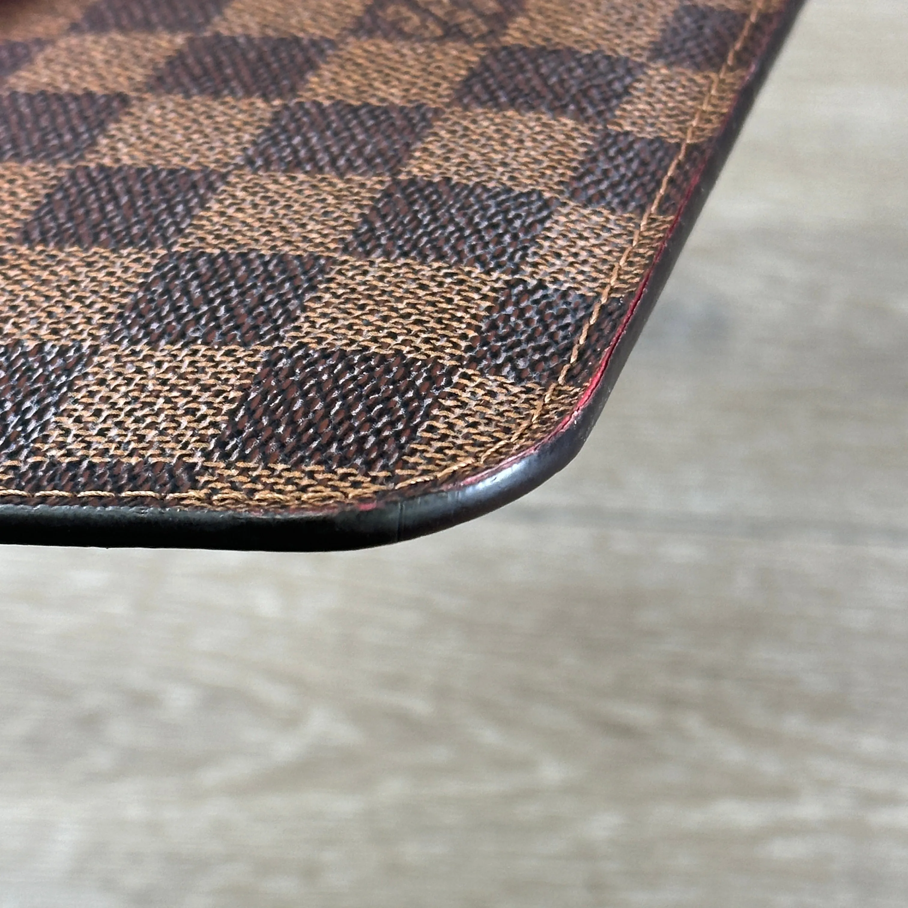 Louis Vuitton Neverfull Pochette - Damier Ebene