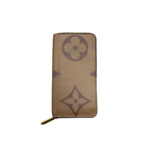 Louis Vuitton Wallet "GIANT MONOGRAM" Used Brown Size OS
