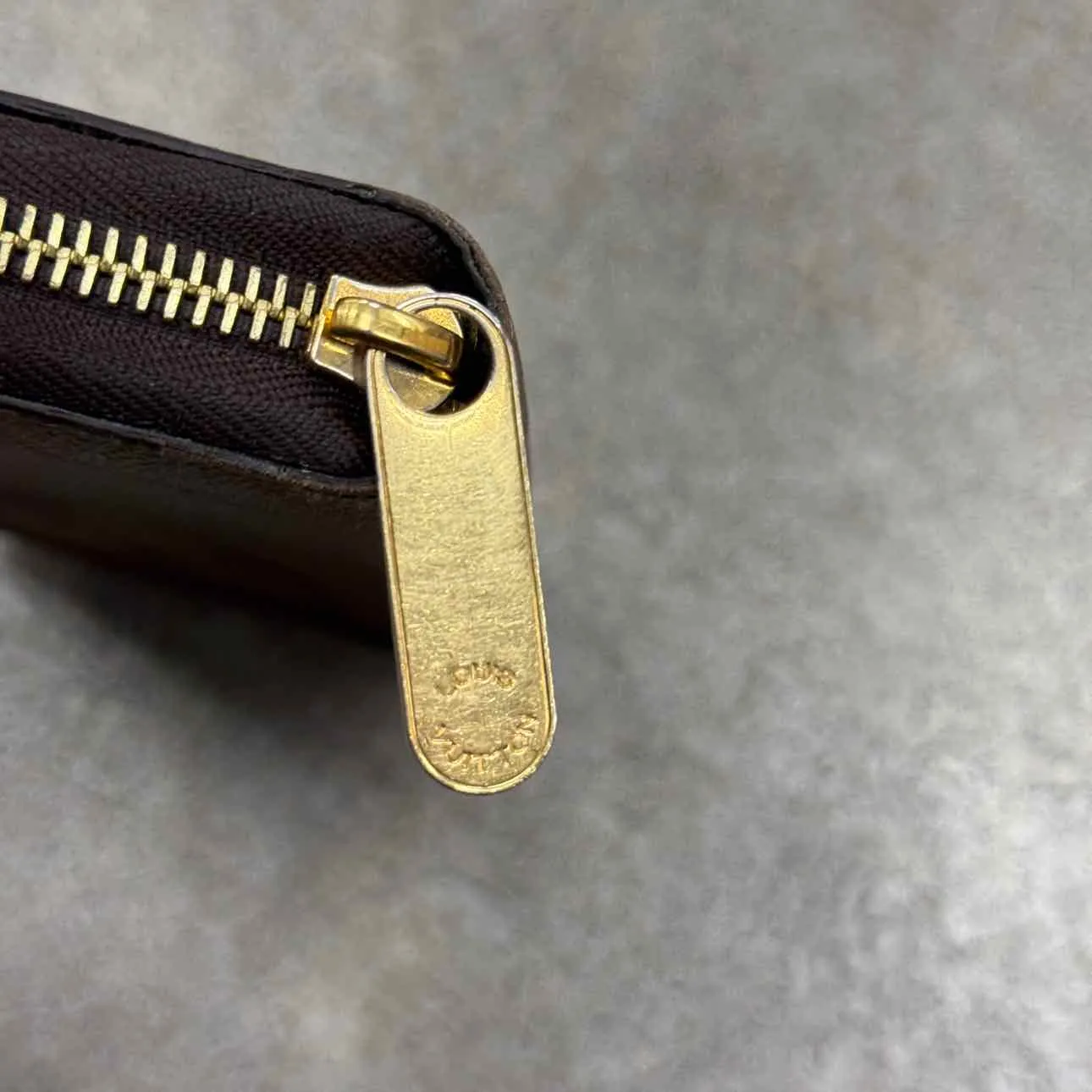 Louis Vuitton Wallet "GIANT MONOGRAM" Used Brown Size OS