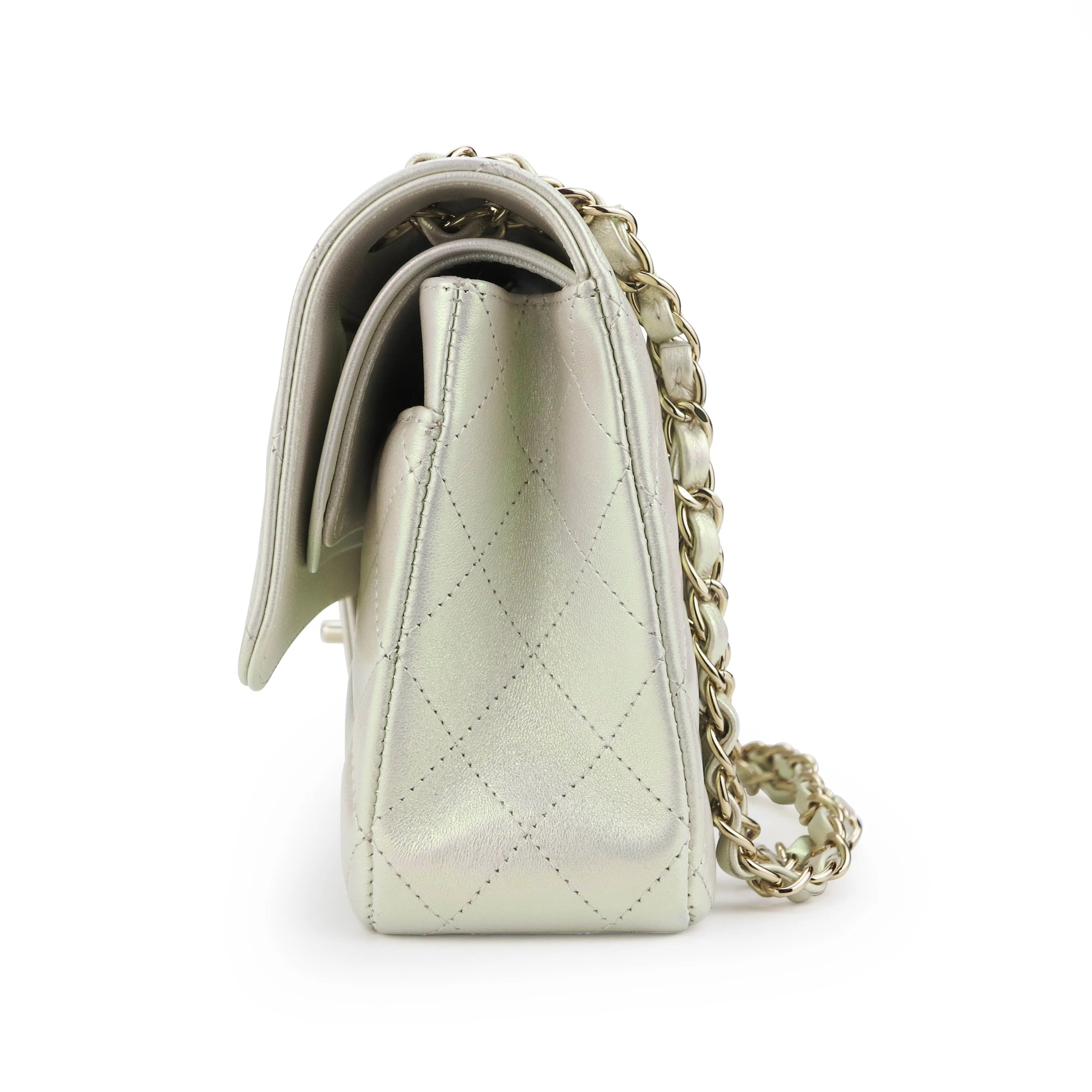 Medium Classic Double Flap Bag in 20B Iridescent Ivory Lambskin