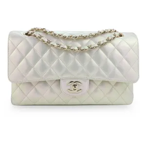 Medium Classic Double Flap Bag in 20B Iridescent Ivory Lambskin