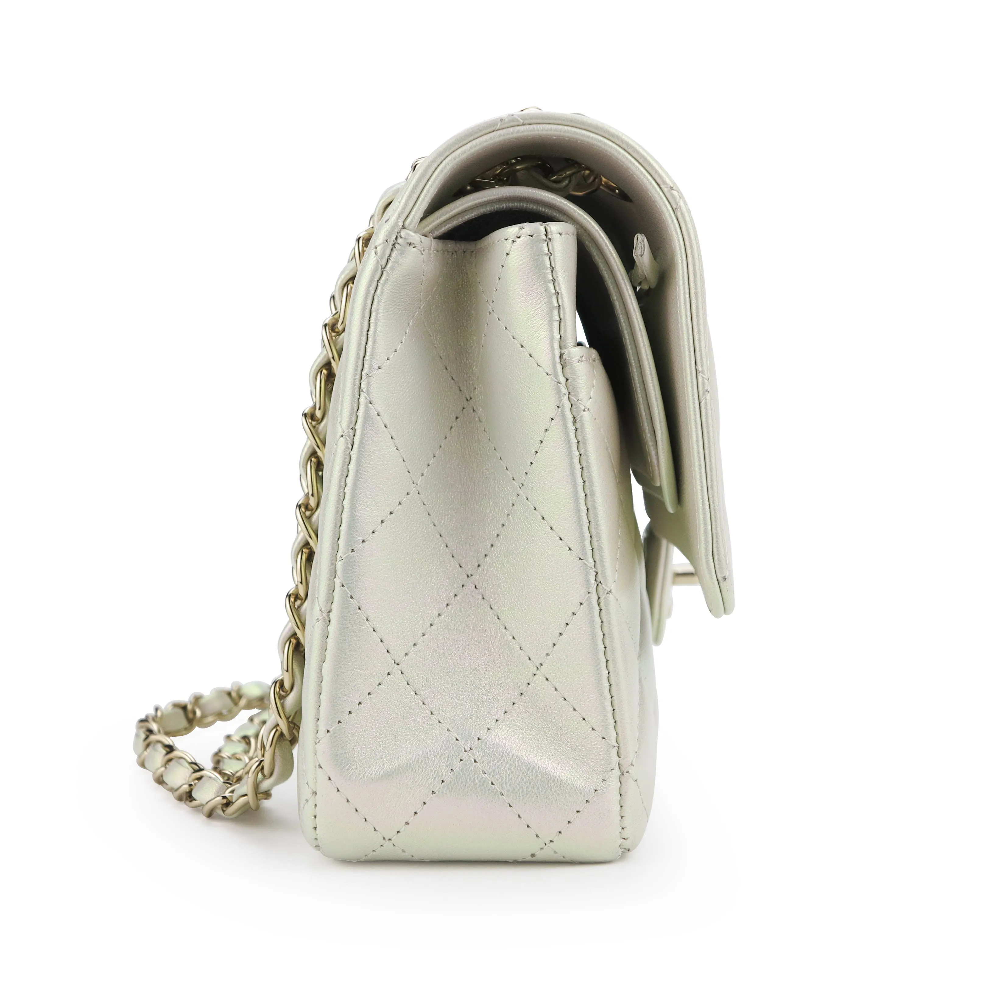 Medium Classic Double Flap Bag in 20B Iridescent Ivory Lambskin