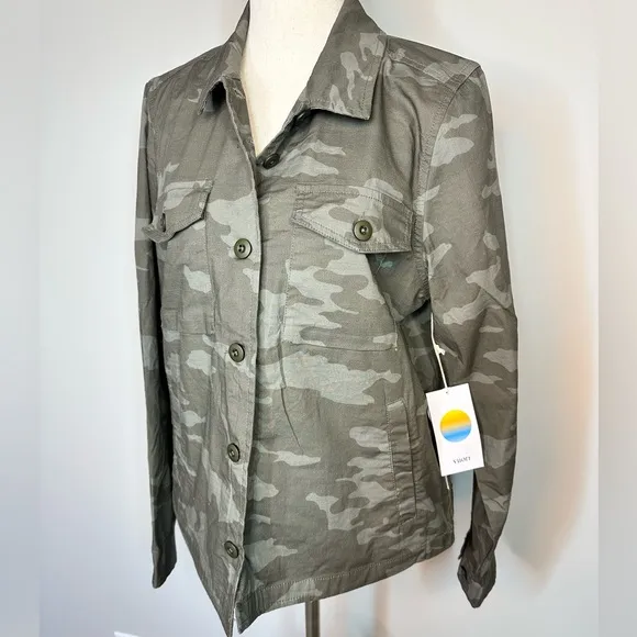 NWT sz M Vuori Ripstop Jacket oregano camo pockets lightweight jacket
