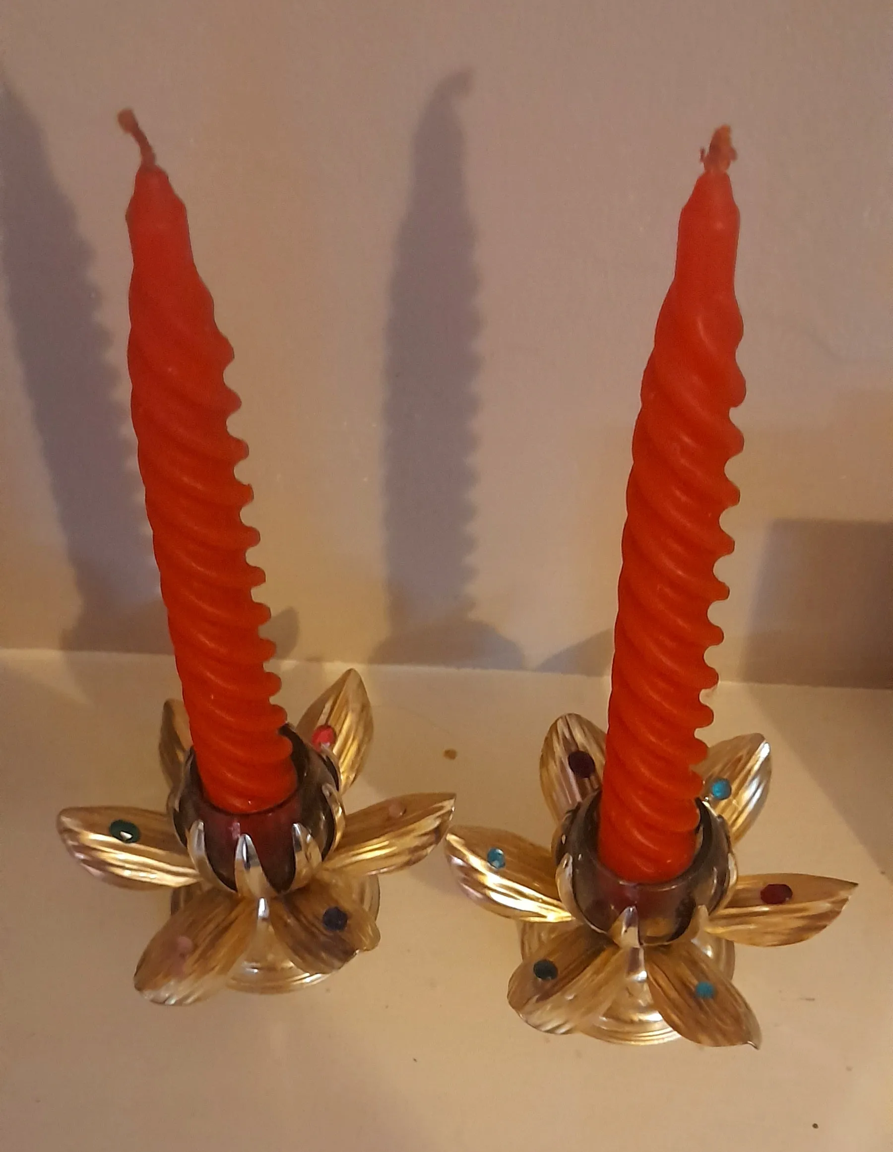 Petal taper holders
