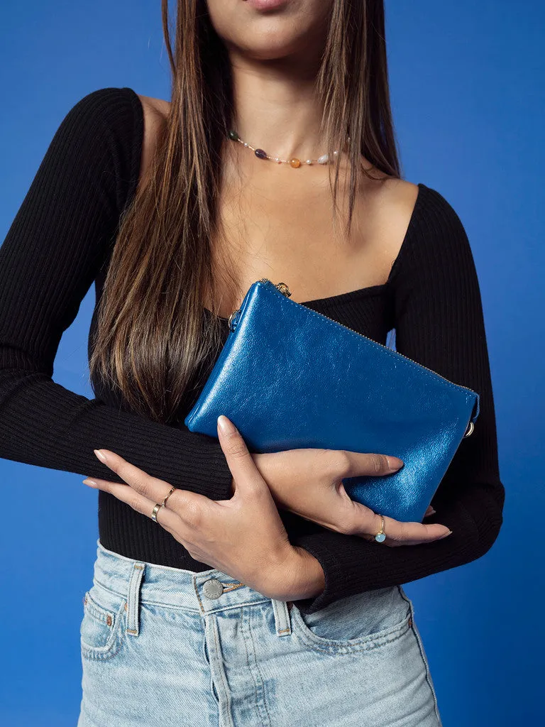 Riley Crossbody Wristlet Gold