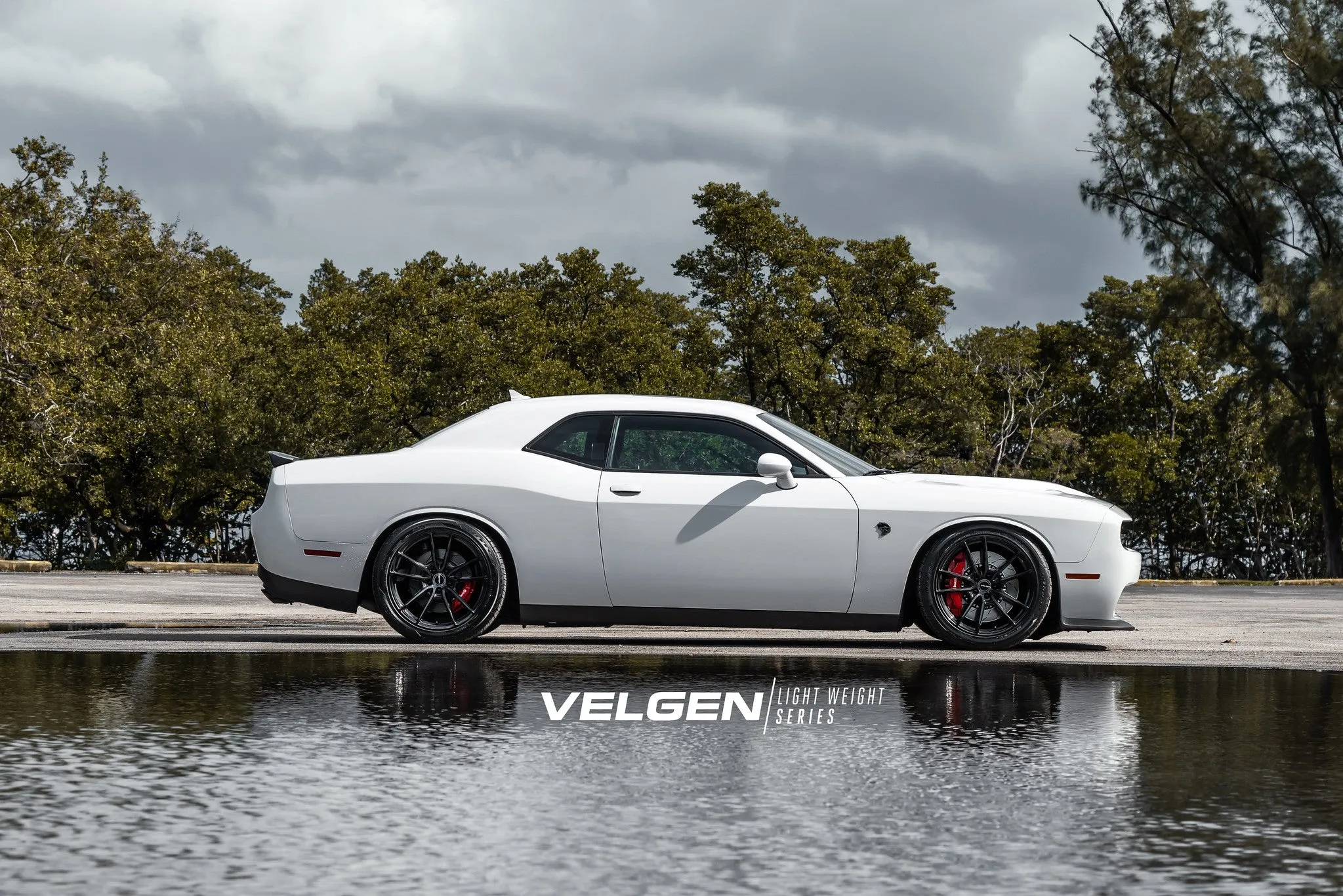 Velgen VF5 Lightweight Gloss Black 20s | Dodge Charger/Challenger
