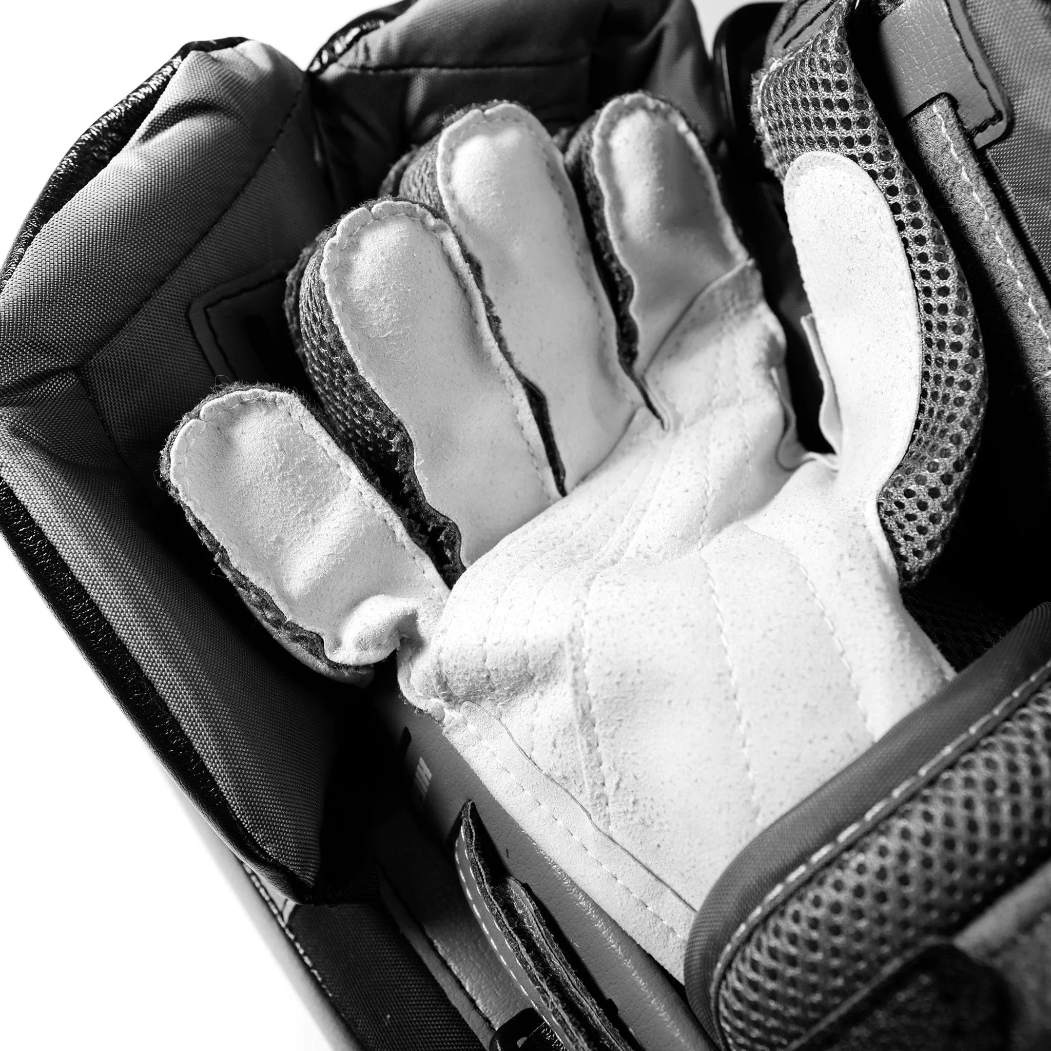 Warrior Ritual G4 Pro Stock Senior Goalie Blocker - Dusty